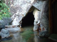 ���A���C